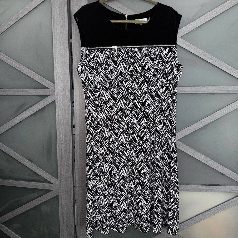 Calvin Klein Black and White Sheath Midi Dress